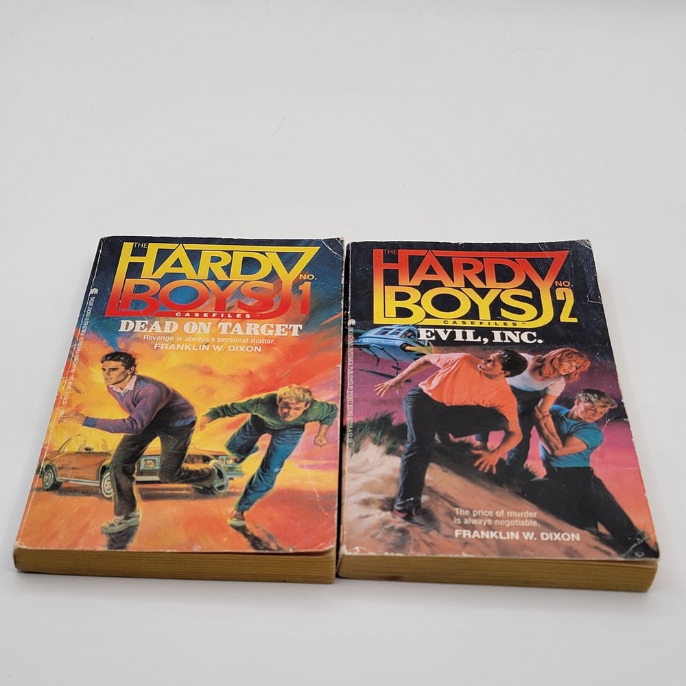 Franklin W. Dixon Hardy Boys Casefiles 1 & 2 Paperback 1987 Vintage Good